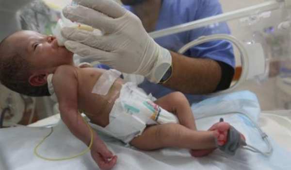 Gaza : Deux nourrissons meurent de faim ...